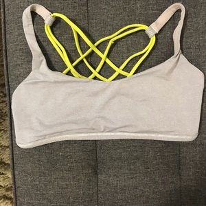Free to be wild* bra size 8